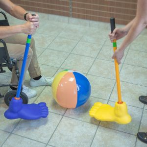 Pieds géants en mousse (2)